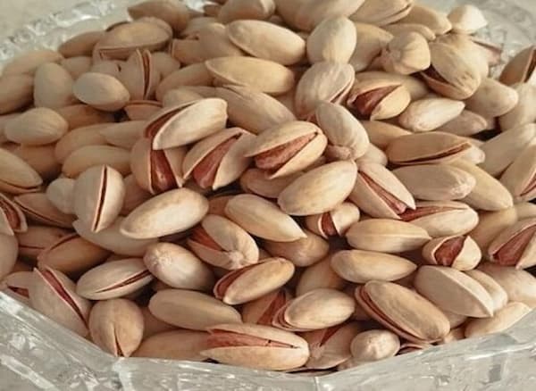 تصویر 5 از قیمت پسته بادامی سفید با کیفیت ارزان + خرید عمده